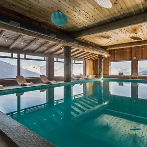 **** Appart hôtel Résidence Pierre&vacances Premium Les Hauts Bois France